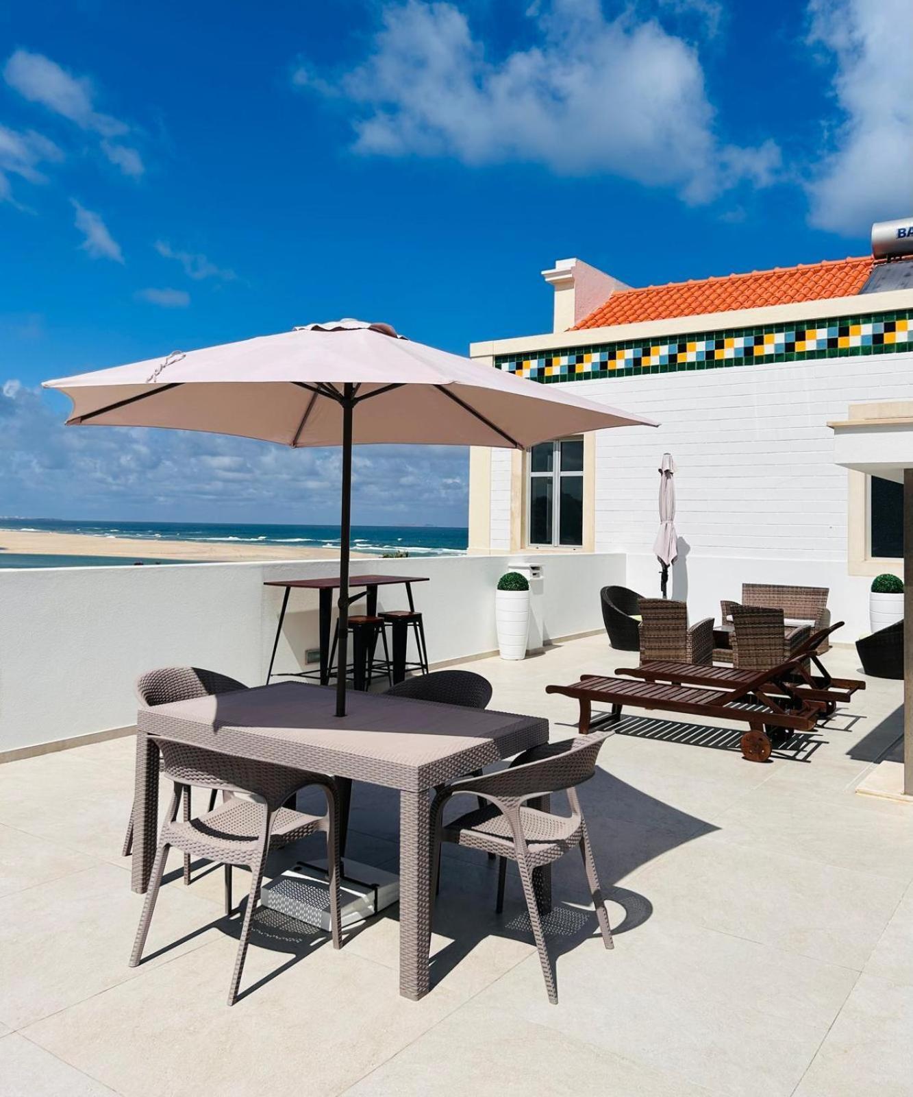 Foz Beach House - Rooftop & Sea View فوز دو أريلهو المظهر الخارجي الصورة